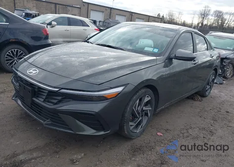 2024 Hyundai Elantra Sel z USA, uszkodzony, nr VIN KMHLS4DG1RU643755